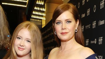 Aviana Le Gallo e Amy Adams (Foto: Monica Schipper/Getty Images)