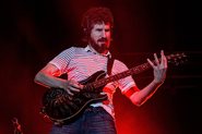 Brad Delson, guitarrista do Linkin Park, em 2015 - Foto: Rick Kern / WireImage