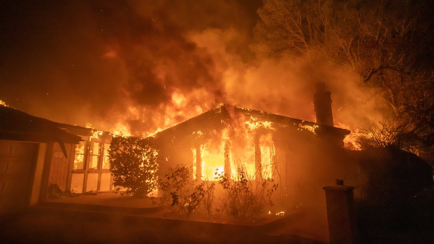 Incêndio em Los Angeles (Foto: Apu Gomes/Getty Images)