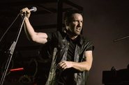 Trent Reznor em show do his Nine Inch Nails (Foto: Astrida Valigorsky/Getty Images)