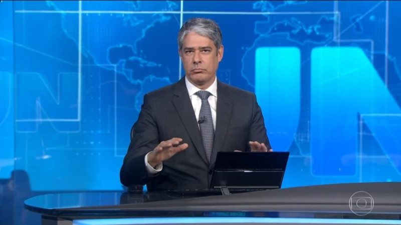 William Bonner no Jornal Nacional (foto: reprodução/ TV Globo)