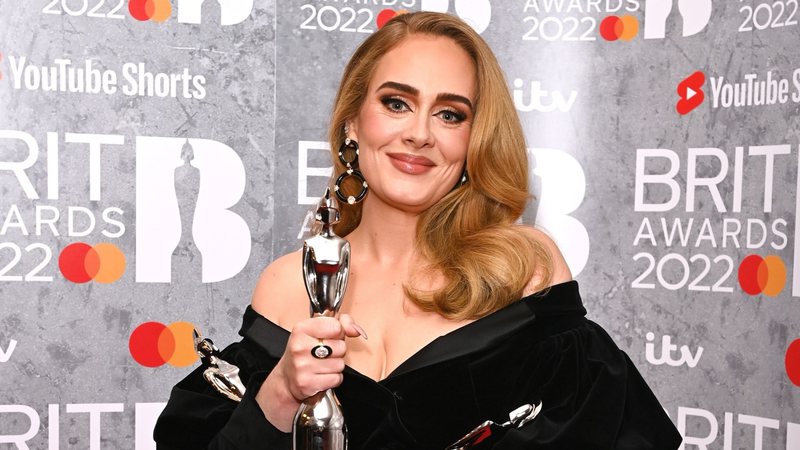 Adele, vencedora das principais categorias do BRIT Awards 2022 (Foto: Getty Images)