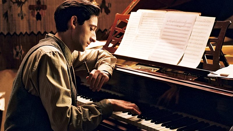 Adrien Brody em O Pianista (2002) (Foto: Reprodução/IMDb)