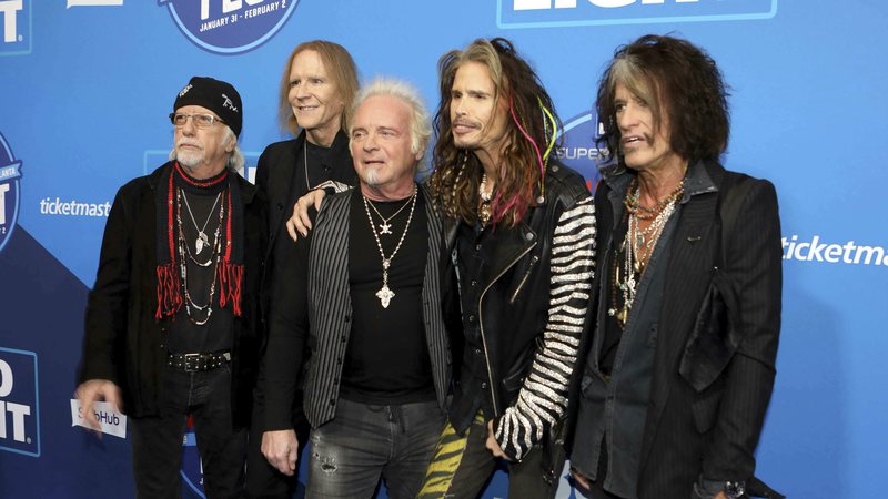 Steven Tyler, Tom Hamilton, Joey Kramer, Joe Perry e Brad Whitford, do Aerosmith (Foto: Robb Cohen/Invision/AP)