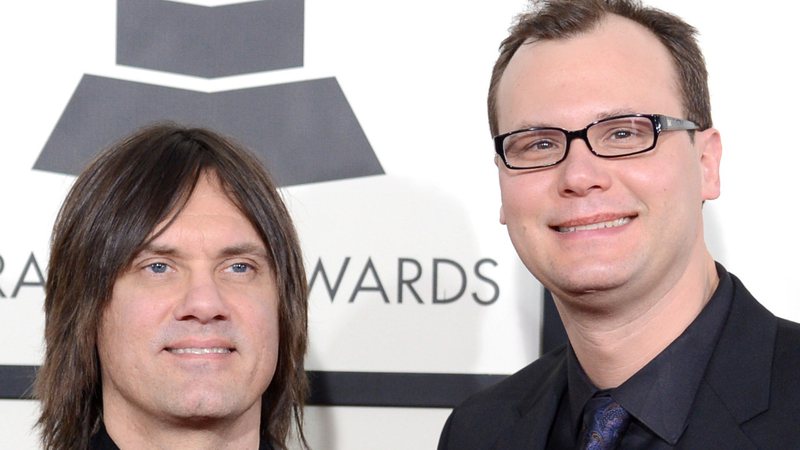 Alastair Moock (à direita) no Grammy Awards de 2014 - Foto: Jason Merritt/ Getty Images