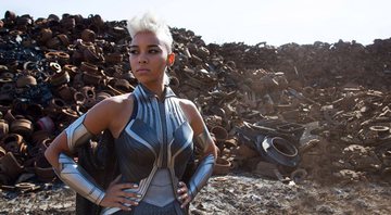 Alexandra Shipp como Tempestade (Foto: Reprodução / Fox)