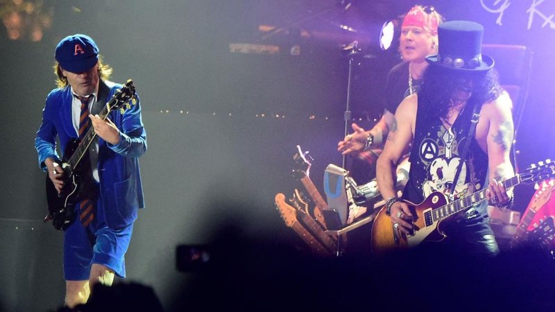 Angus Young, Axl Rose e Slash no Coachella 2016 (Foto: Frazer Harrison/Getty Images for Coachella)