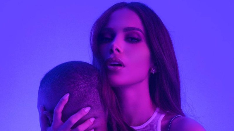 Anitta no clipe de Envolver (Foto: Reprodução / Youtube)