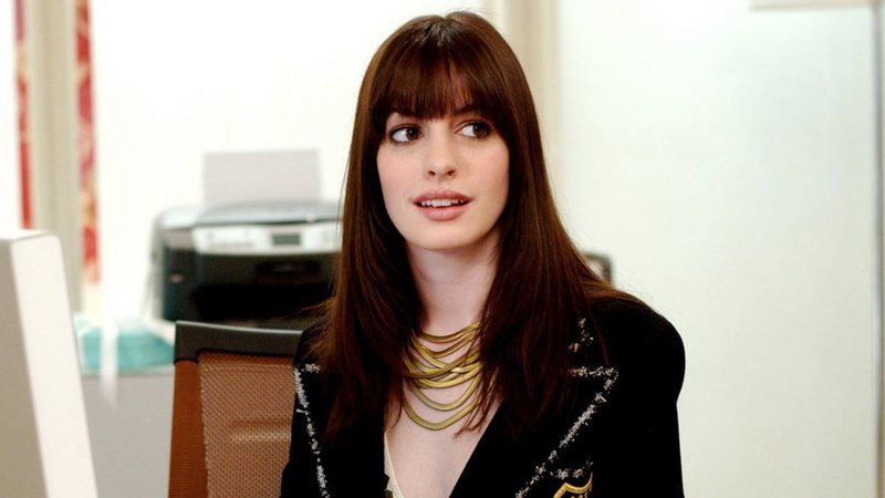 Anne Hathaway em O Diabo Veste Prada (Foto: Reprodução/20th Century Studios)