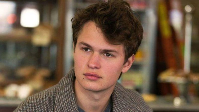 Ansel Elgort (Foto: Reprodução)