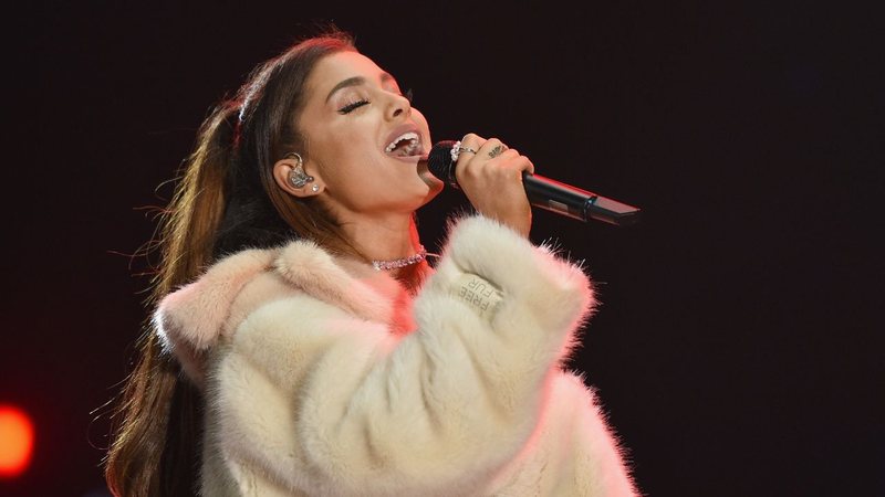 Ariana Grande performando no Wango Tango em 2016 (Foto: Mike Windle/Getty Images)