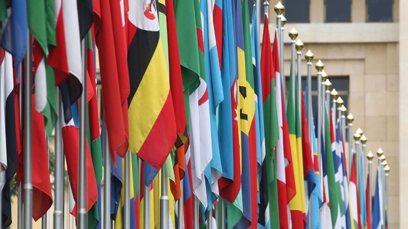 Bandeiras de diversas nações (Foto: Johannes Simon/Getty Images)