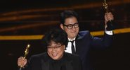 Bong Joon Ho, diretor de Parasita e Han Jin Won, roteirista do filme, no Oscar 2020 (Foto:AP Photo/Chris Pizzello)