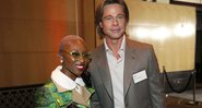 Cynthia Erivo e Brad Pitt no evento pré-Oscar (Foto: Danny Moloshok / Invision / AP)