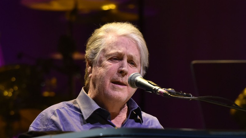 Imagem Brian Wilson revela estar "muito melhor" depois de cancelar turnê por se sentir mentalmente inseguro