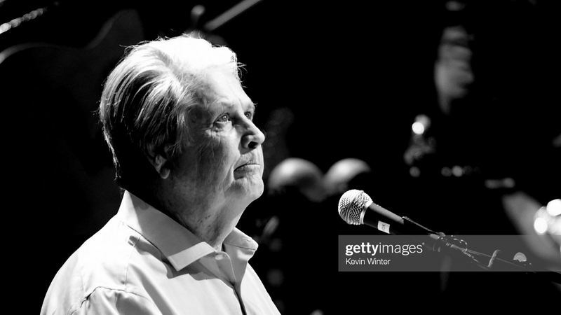 Brian Wilson apresentando Pet Sounds (Foto: Kevin Winter/Getty Images)