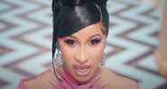 Cardi B no clipe de "WAP" (Foto: Reprodução)