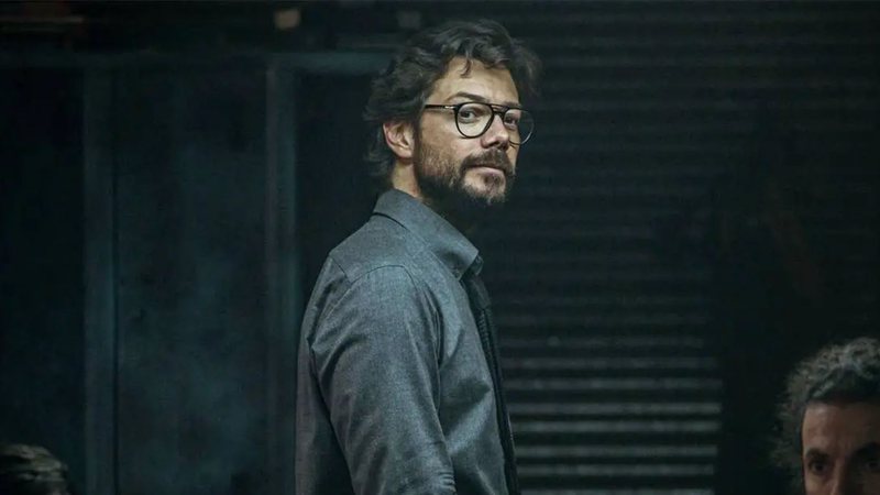 Professor em La Casa de Papel (Foto: Reprodução)