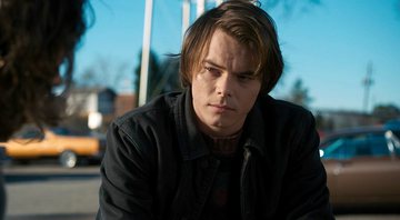 Charlie Heaton como Jonathan Byers em Stranger Things (Foto: Netflix / Divulgação)