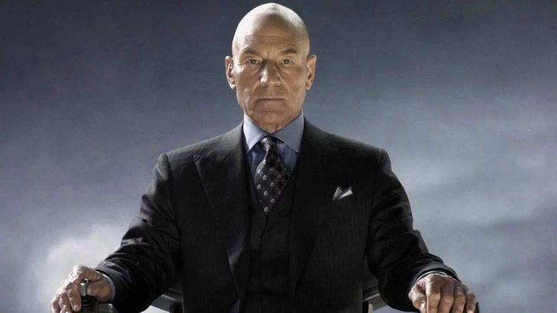 Patrick Stewart como Professor Xavier