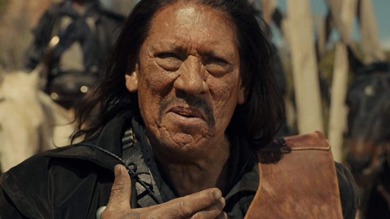 Danny Trejo em The Ridiculous 6 (2015) (Foto: Reprodução)