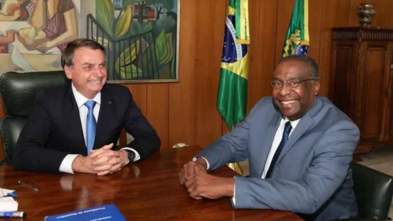 Carlos Alberto Decotelli e Jair Bolsonaro (Foto: Reprodução/Facebook)