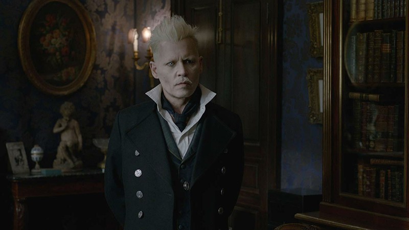 Johnny Depp em Animais Fantásticos: Os Crimes de Grindelwald (Foto: Divulgação)