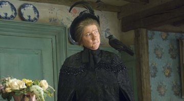 Emma Thompson em Nanny Mcphee e as Lições Mágicas (Foto: Reprodução)