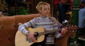 Lisa Kudrow como Phoebe Buffay em Friends (Foto: Reprodução)