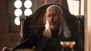 Paddy Considine como Rei Viserys em House of the Dragon (Foto: Reprodução/HBO)