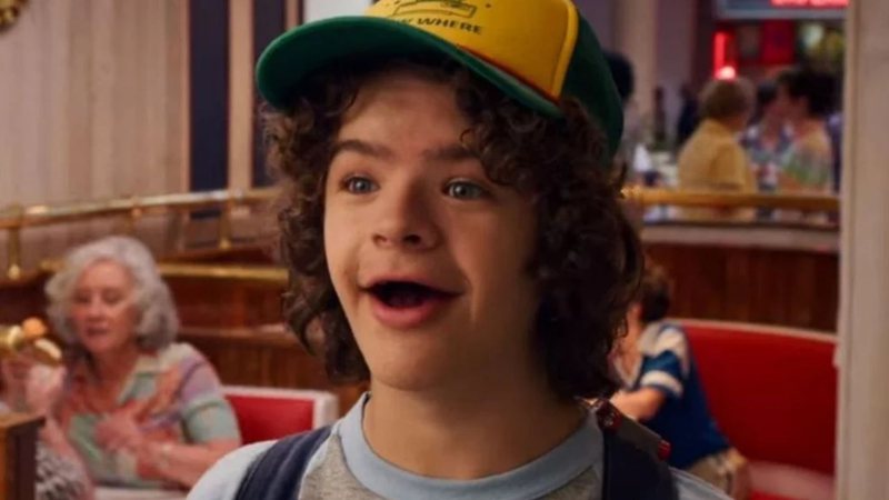 Gaten Matarazzo em Stranger Things (foto: Reprodução / Netflix)