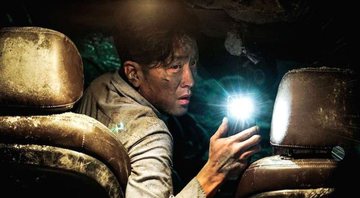 Ha Jung-woo em O Túnel (Foto: Divulgação)