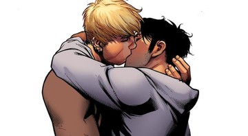 Hulkling e Wiccano se beijam (Foto: Twitter/Reprodução)