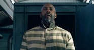 Idris Elba em Vingança & Castigo (Foto: Netflix)