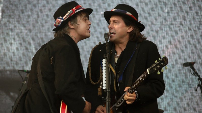 The Libertines no festival Glastonbury de 2015 (Foto: Joel Ryan / AP)