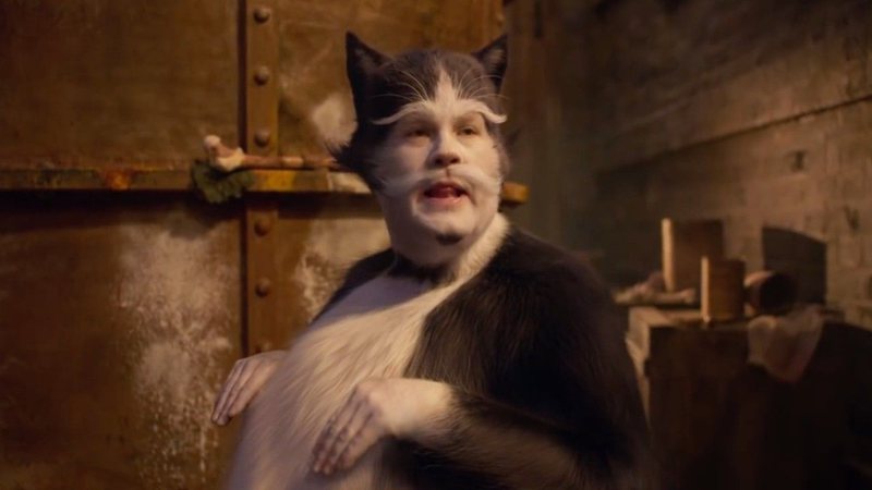 James Corden em Cats (Foto: Reprodução)