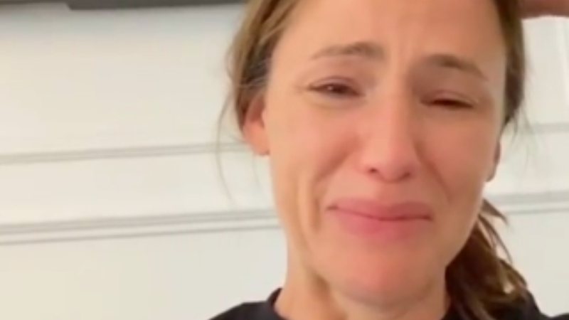 Jennifer Garner chora ao assistir The Office (Foto: Instagram / Reprodução)