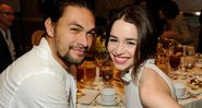 Jason Momoa e Emilia Clarke (Foto: Frazer Harrison/Equipe)