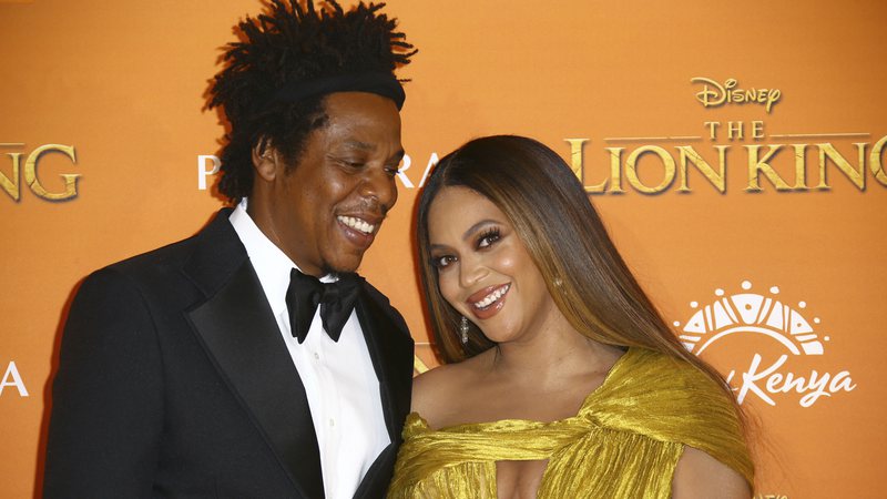 Jay-Z e Beyoncé na estreia de O Rei Leão em Londres (Foto:Joel C Ryan/Invision/AP)