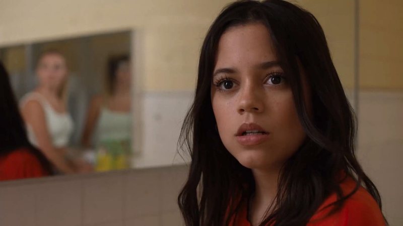 Jenna Ortega em A Vida Depois (Foto: Divulgação / HBO Max)