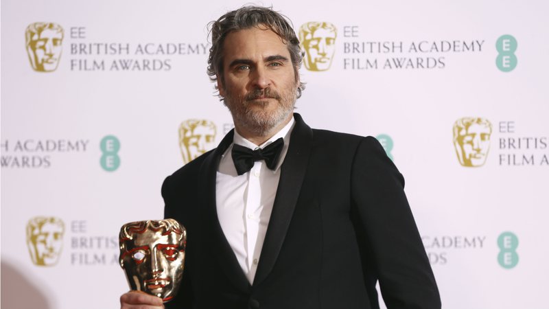 Joaquin Phoenix no BAFTA 2020 (Foto:Joel C Ryan/Invision/AP)