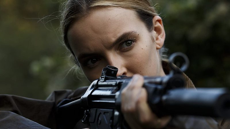 Jodie Comer em Killing Eve (Foto: Reprodução)