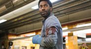 John David Washington em Beckett (Foto: Divulgação / Netflix)