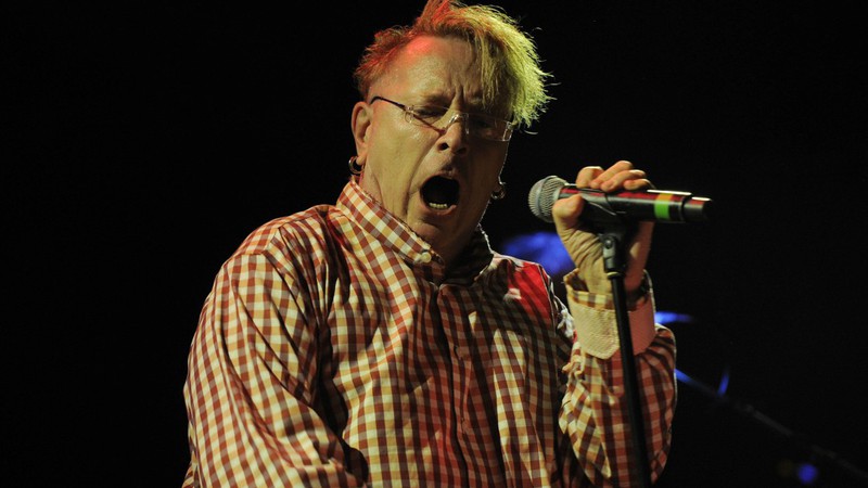 Johnny Rotten do Sex Pistols causa ao criticar Ramones e Black  