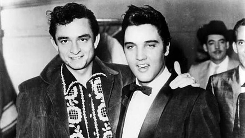 Johnny Cash e Elvis Presley (Foto: Michael Ochs Archives/Getty Images)