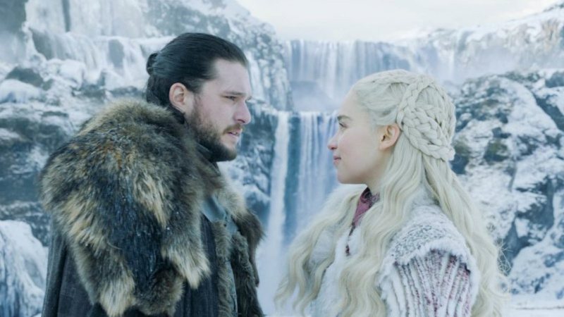 Kit Harington e Emilia Clarke em Game of Thrones (Foto: Reprodução)