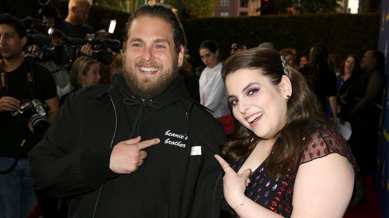 Jonah Hill e Beanie Feldstein (Foto: Kevin Winter/Getty Images)