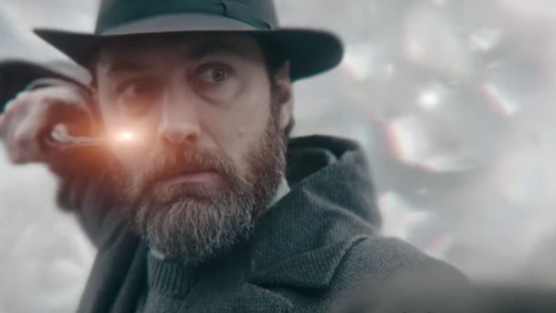 Jude Law no trailer final de Animais Fantásticos: Os Segredos de Dumbledore (Foto: Reprodução /Youtube)