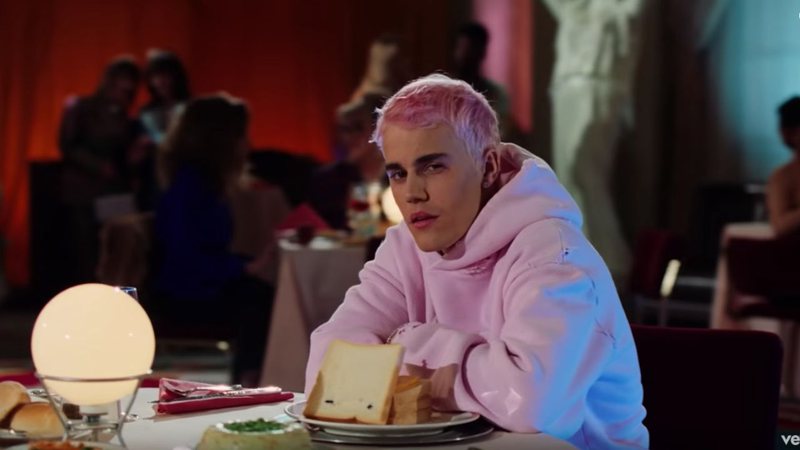 Justin Bieber no clipe de Yummy (foto: reprodução/ YouTube)