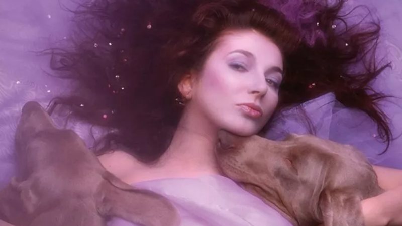 Kate Bush em capa de álbum (Foto: Divulgação)